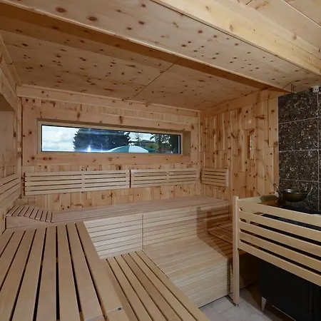 Seehotel Astoria Szálloda Pörtschach am Wörthersee