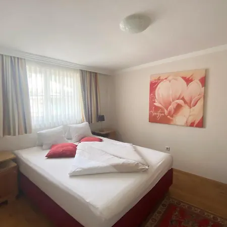 Szálloda Seehotel Astoria Pörtschach am Wörthersee