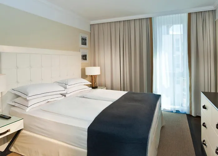 阿斯托利亚酒店 4* Pörtschach am Wörthersee