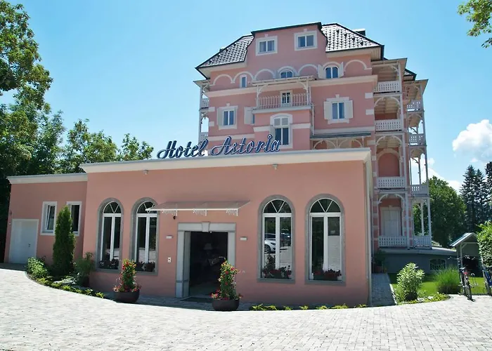阿斯托利亚酒店 Pörtschach am Wörthersee